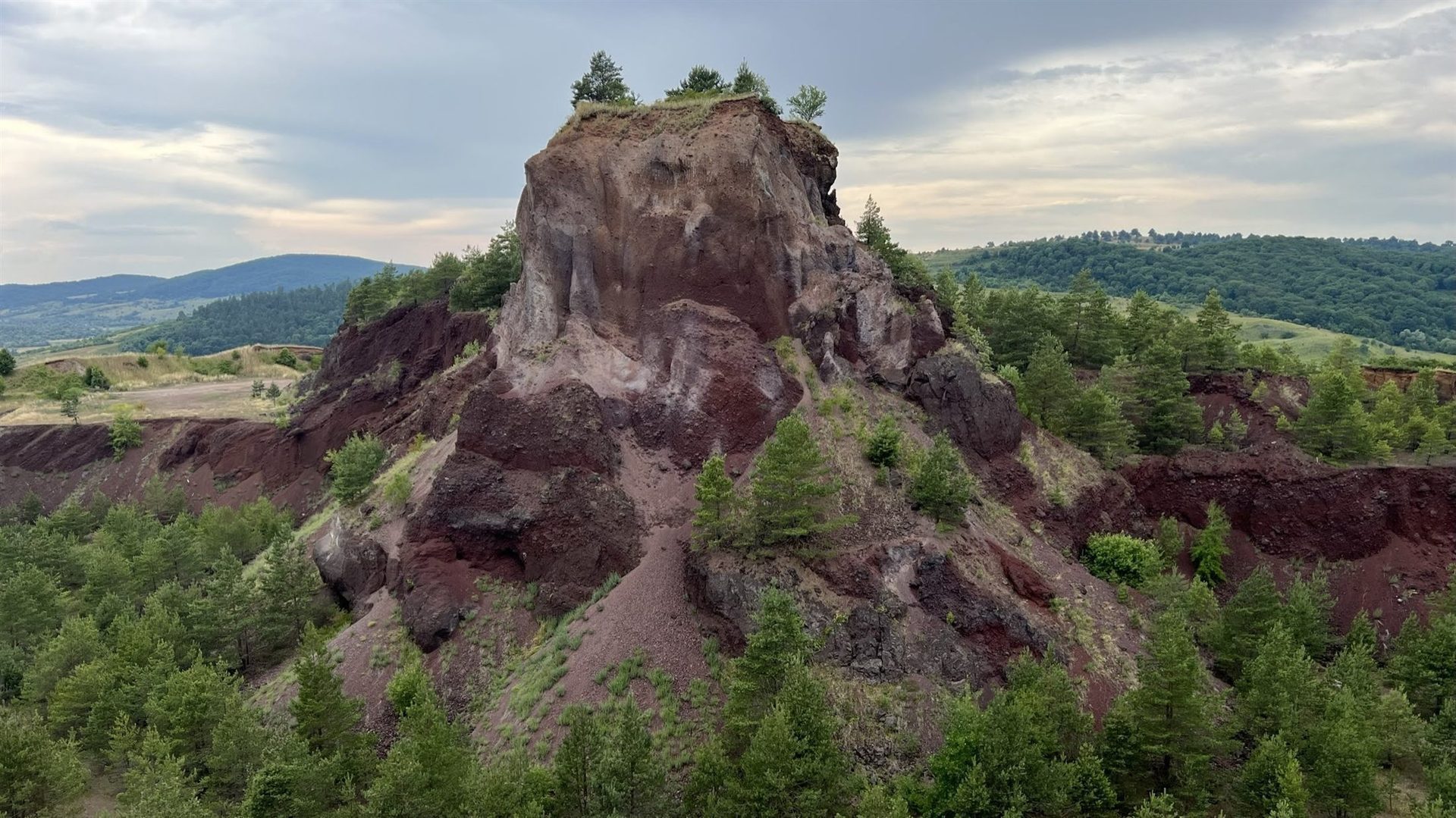 Racoș Volcanic Geological Complex photo 1